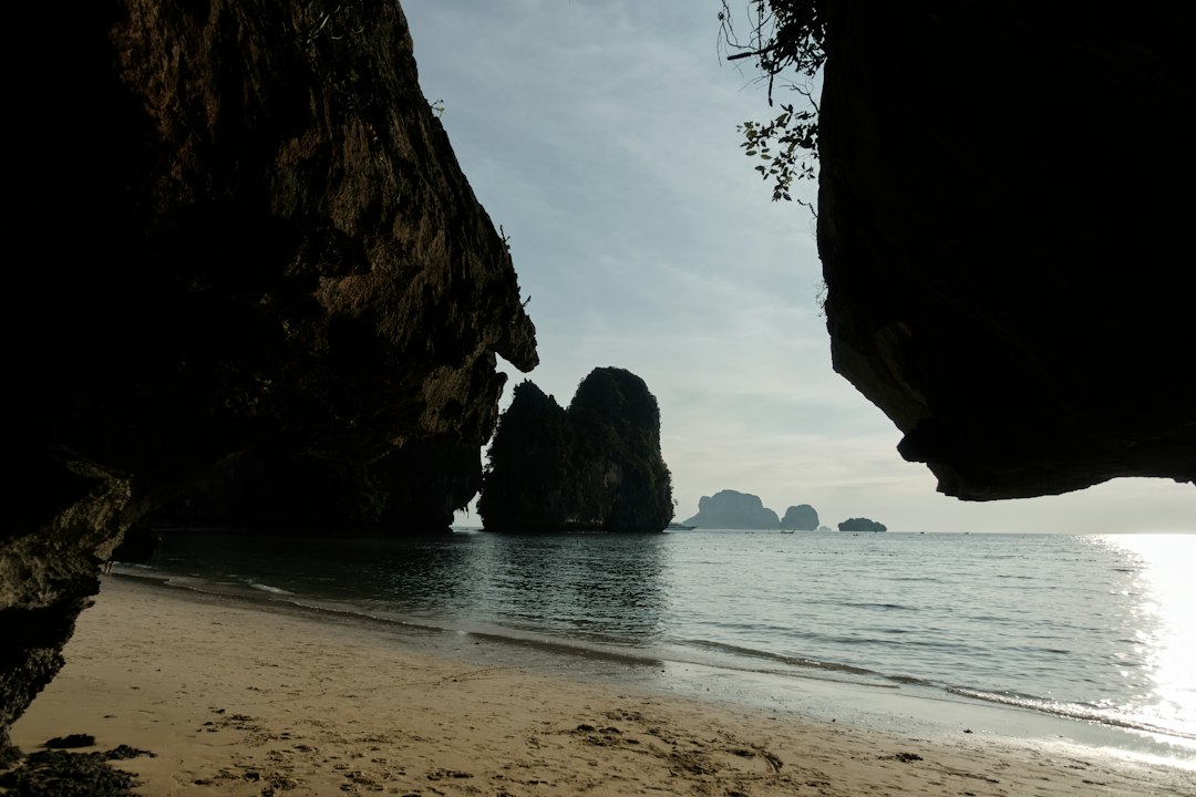Bat Cave di Krabi: kayak tra le grotte nascoste - Ko Yao District | Secret World Trip Planner