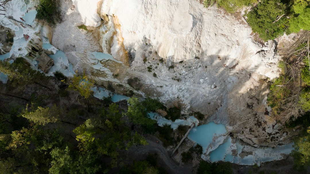 Bagni San Filippo: terme gratuite nella Val d'Orcia - 53023 Bagni San Filippo SI | Secret World Trip Planner
