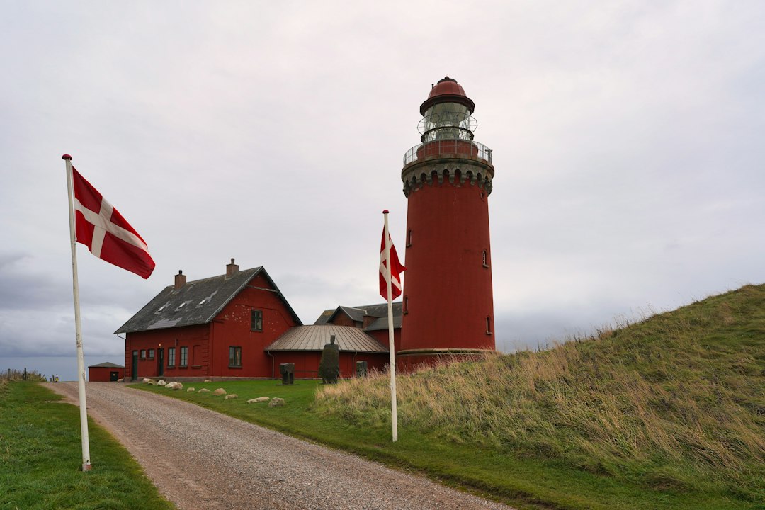 Nakkehoved Fyr: i due fari gemelli sul Kattegat - Fyrvejen 25A | Secret World Trip Planner