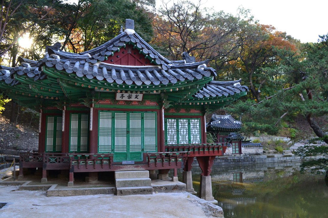 Huwon: Der geheime Garten des Changdeokgung Palastes - Seoul | Secret World Trip Planner