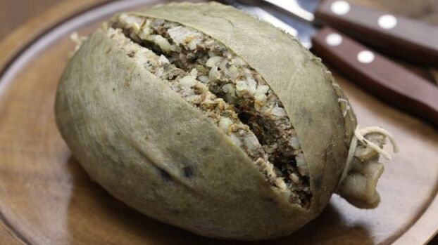 Haggis is a traditional Scottish sausage - Edimburgo | Secret World Trip Planner