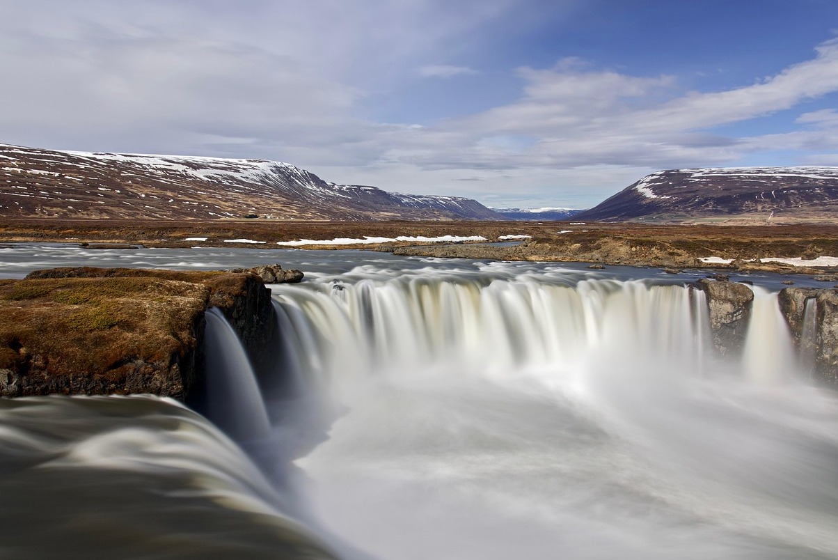 Godafoss, una delle più belle cascate d'Europa - Goðafoss Waterfall | Secret World Trip Planner