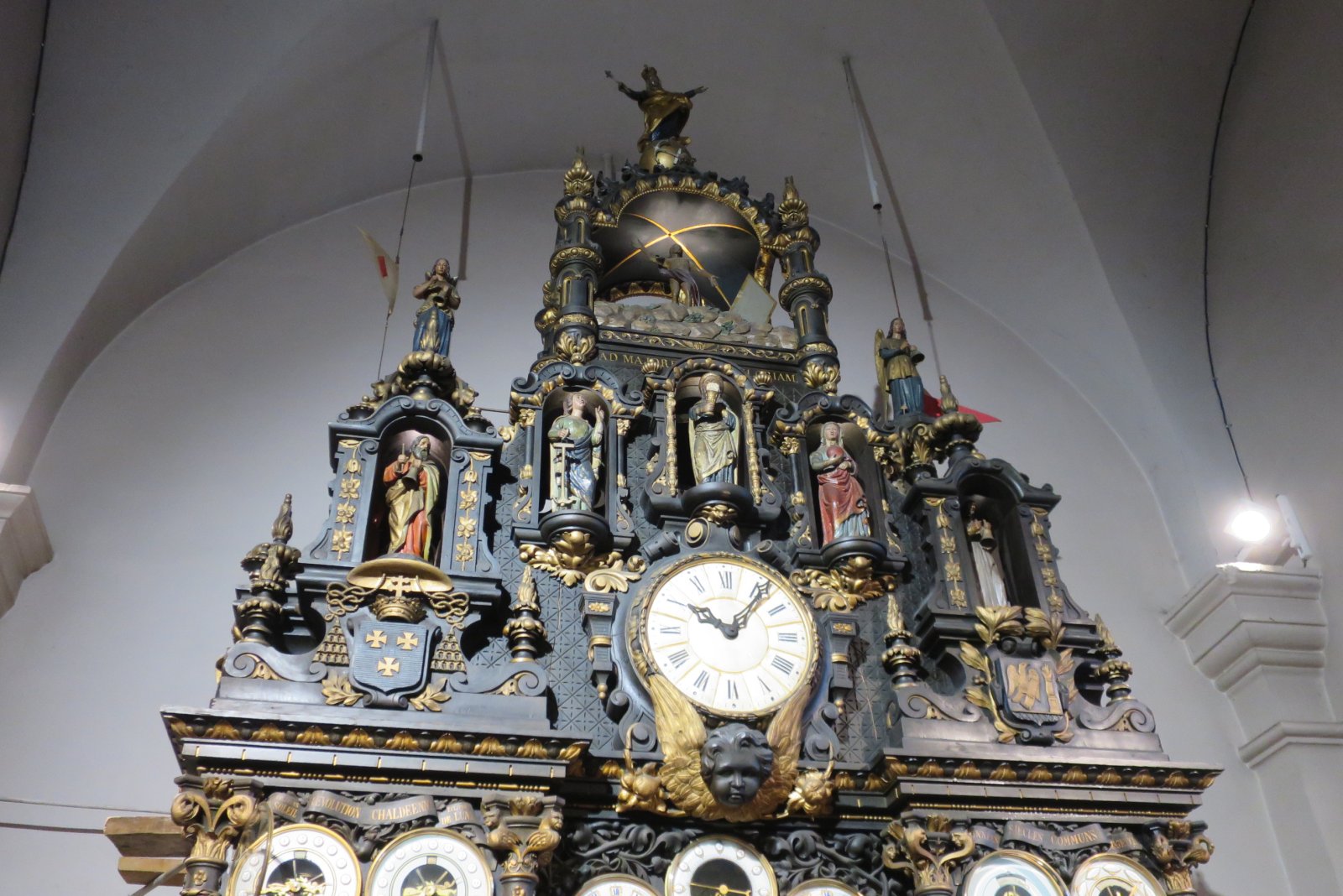 L'orologio astronomico di Besançon - Besançon | Secret World Trip Planner