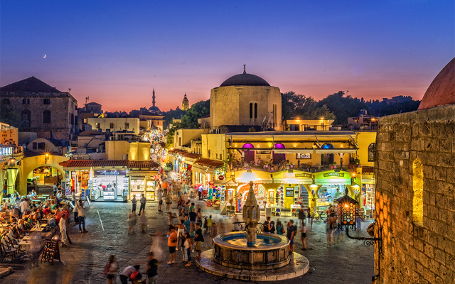 Rodosz óvárosa: Ahol minden kő történetet mesél - Rodos | Secret World Trip Planner
