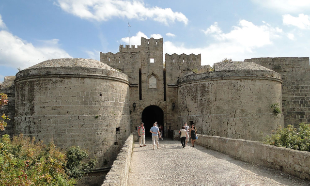 Rodosz óvárosa: Ahol minden kő történetet mesél - Rodos | Secret World Trip Planner