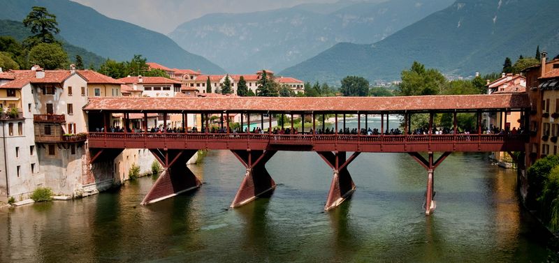 Podul Bassano - Bassano del Grappa | Secret World Trip Planner
