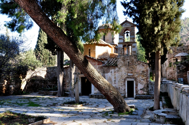 Kaisariani kolostor és erdő, - greece greece | Secret World Trip Planner