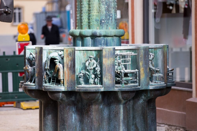 Zunftbrunnen ( Céh szökőkút ) - Reutlingen | Secret World Trip Planner