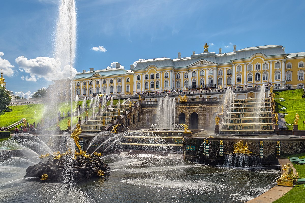 ペーターホフ（ペトロドヴォレッツ） - Peterhof | Secret World Trip Planner