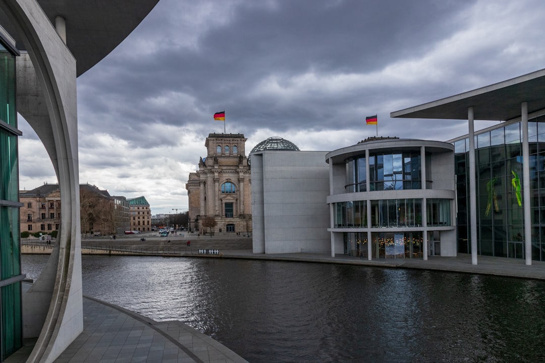Bundestag di Berlin - Berlino | Secret World Trip Planner