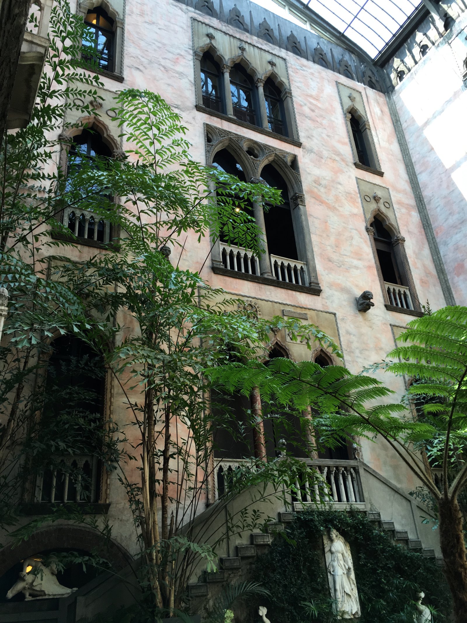 Muzeu Isabella Stjuart Gardner në Boston - Boston | Secret World Trip Planner