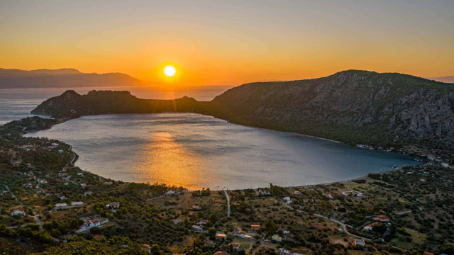 Jezero Iraiou - Loutraki | Secret World Trip Planner