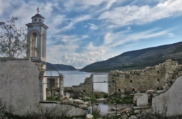 Sezoninis Alasos Švento Mikalojaus bažnyčios panardinimas - Alassa | Secret World Trip Planner