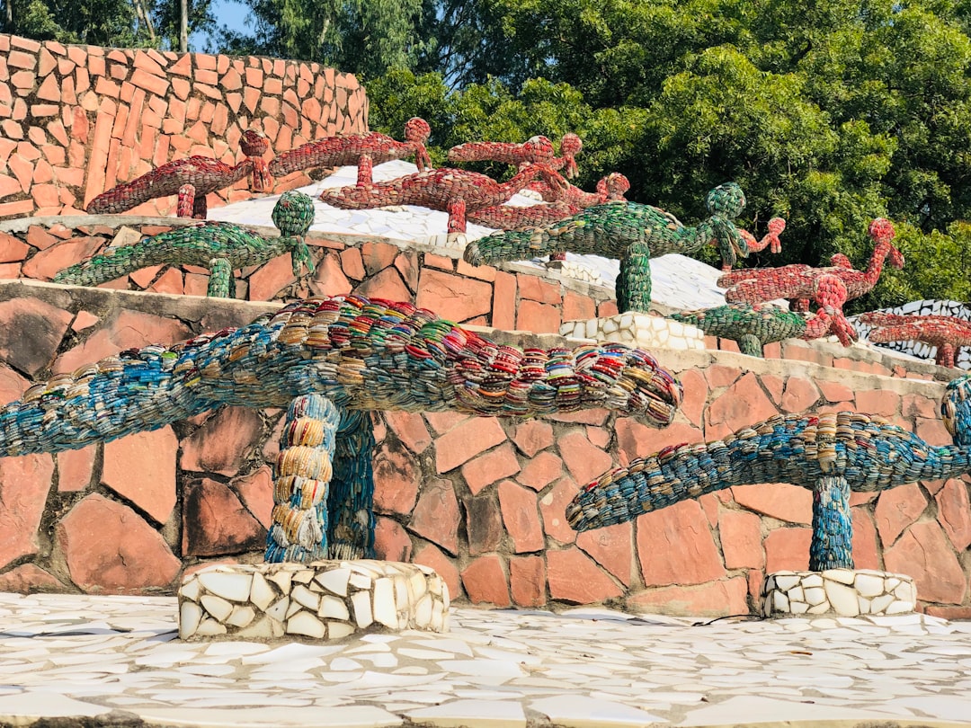 Nek Chand un giardino di cascate e sculture fatte a mano - Chandigarh | Secret World Trip Planner