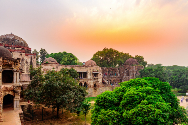 Деревня Хауз Кхас - New Delhi | Secret World Trip Planner