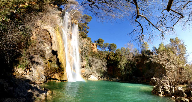 Sillans-la-Cascade-vandfaldet - Sillans-la-Cascade | Secret World Trip Planner