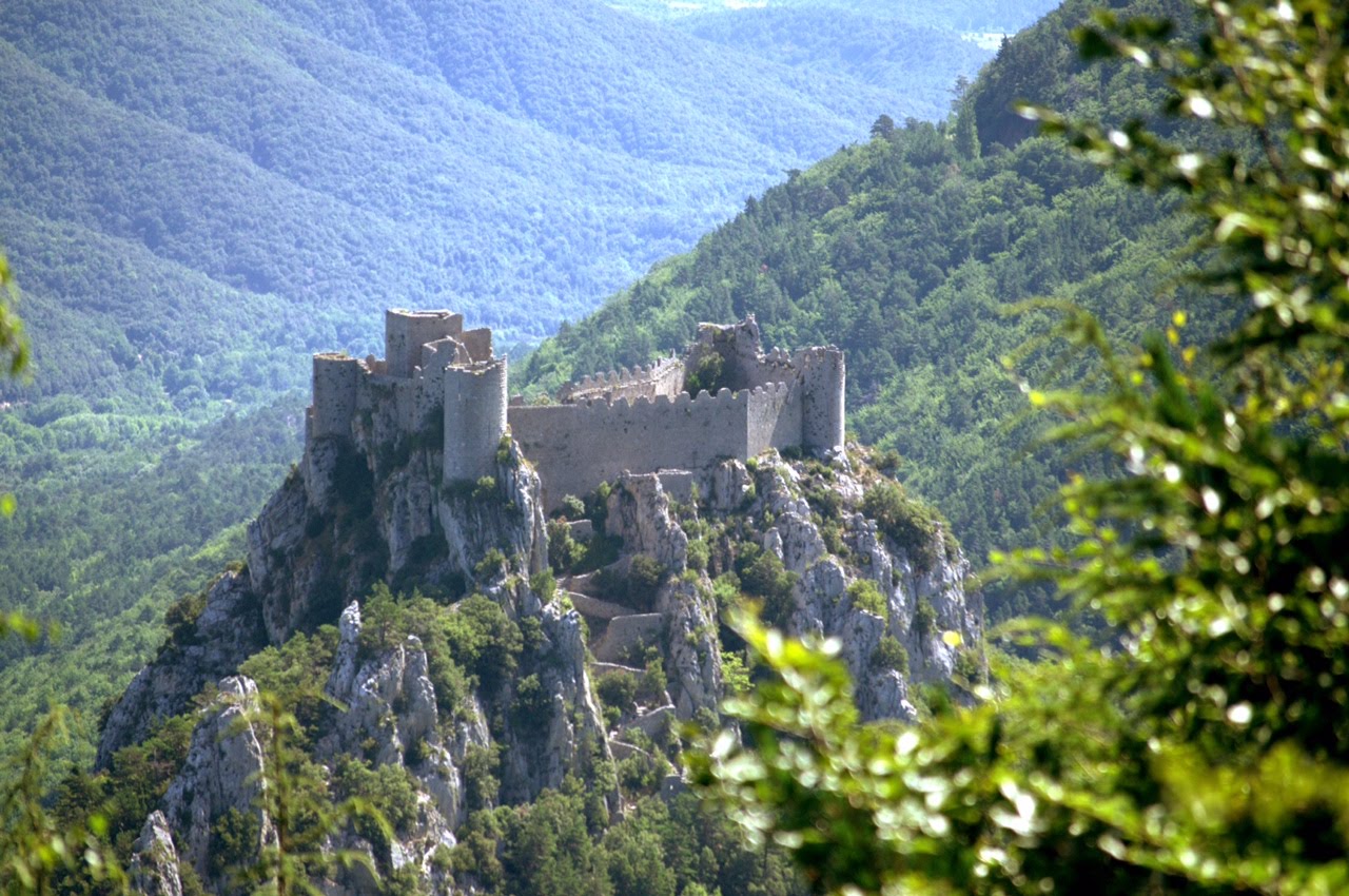 Château ຂອງ Puilaurens - Puilaurens | Secret World Trip Planner