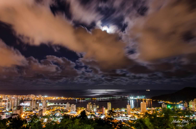 Das Spektakel des Morro da Cruz - Itajaí - SC | Secret World Trip Planner