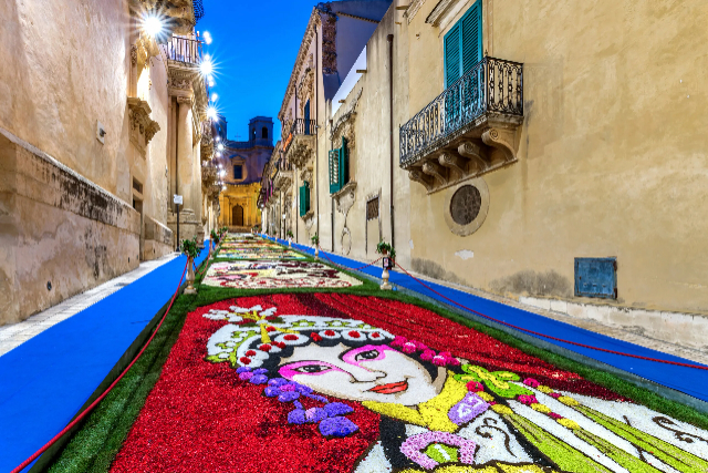 Primavera barroca o Infiorata de Noto - Noto | Secret World Trip Planner