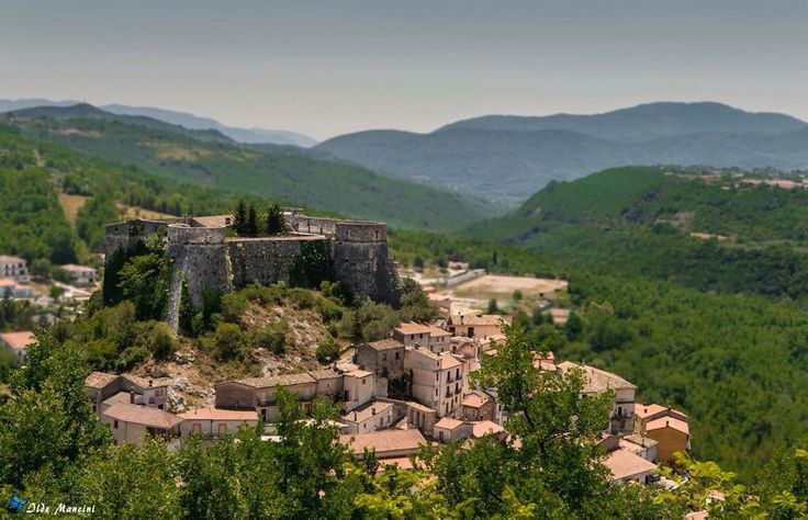 Pandone Castle - Cerro al Volturno IS | Secret World Trip Planner