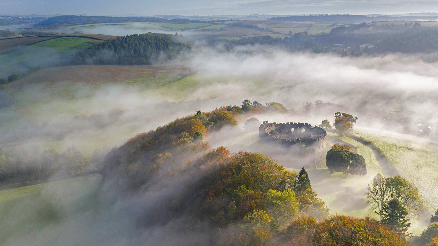 Restormel:One of the most remarkable castles in Britain - Restormel Rd | Secret World Trip Planner