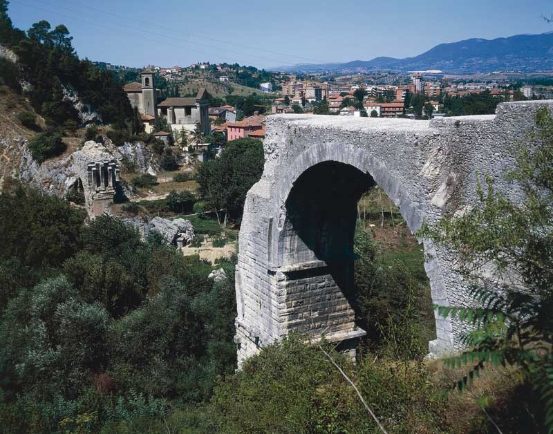 ऑगस्टस ब्रिज - Narni | Secret World Trip Planner