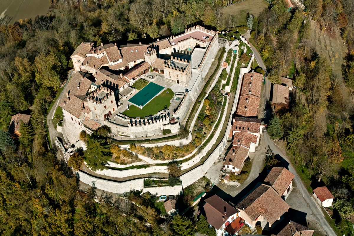 Schloss Montesegale - Montesegale | Secret World Trip Planner