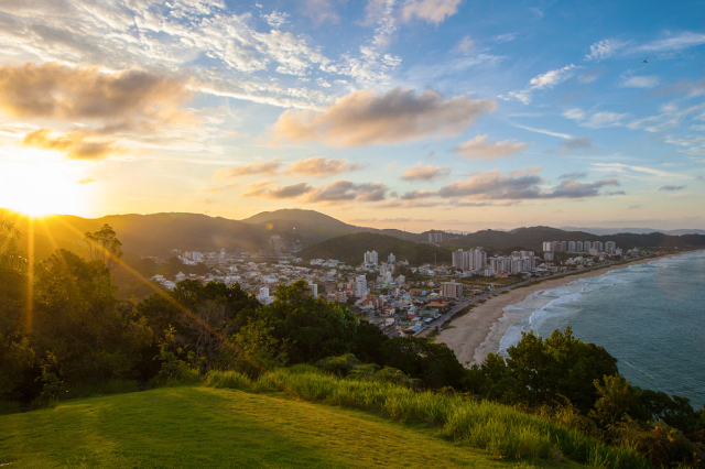 പ്രിയ ബ്രവാ - Praia Brava | Secret World Trip Planner