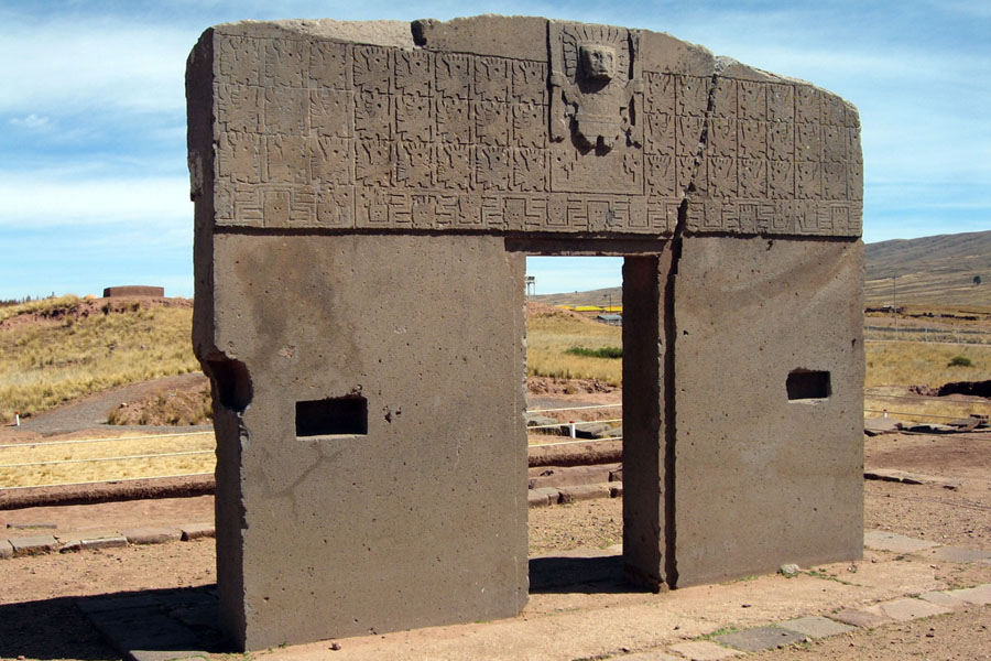 טיוואנאקו - Tiwanaku | Secret World Trip Planner