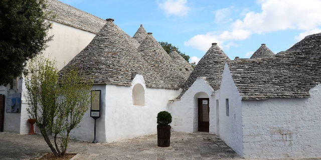 Будинок Пеццолла - Alberobello | Secret World Trip Planner