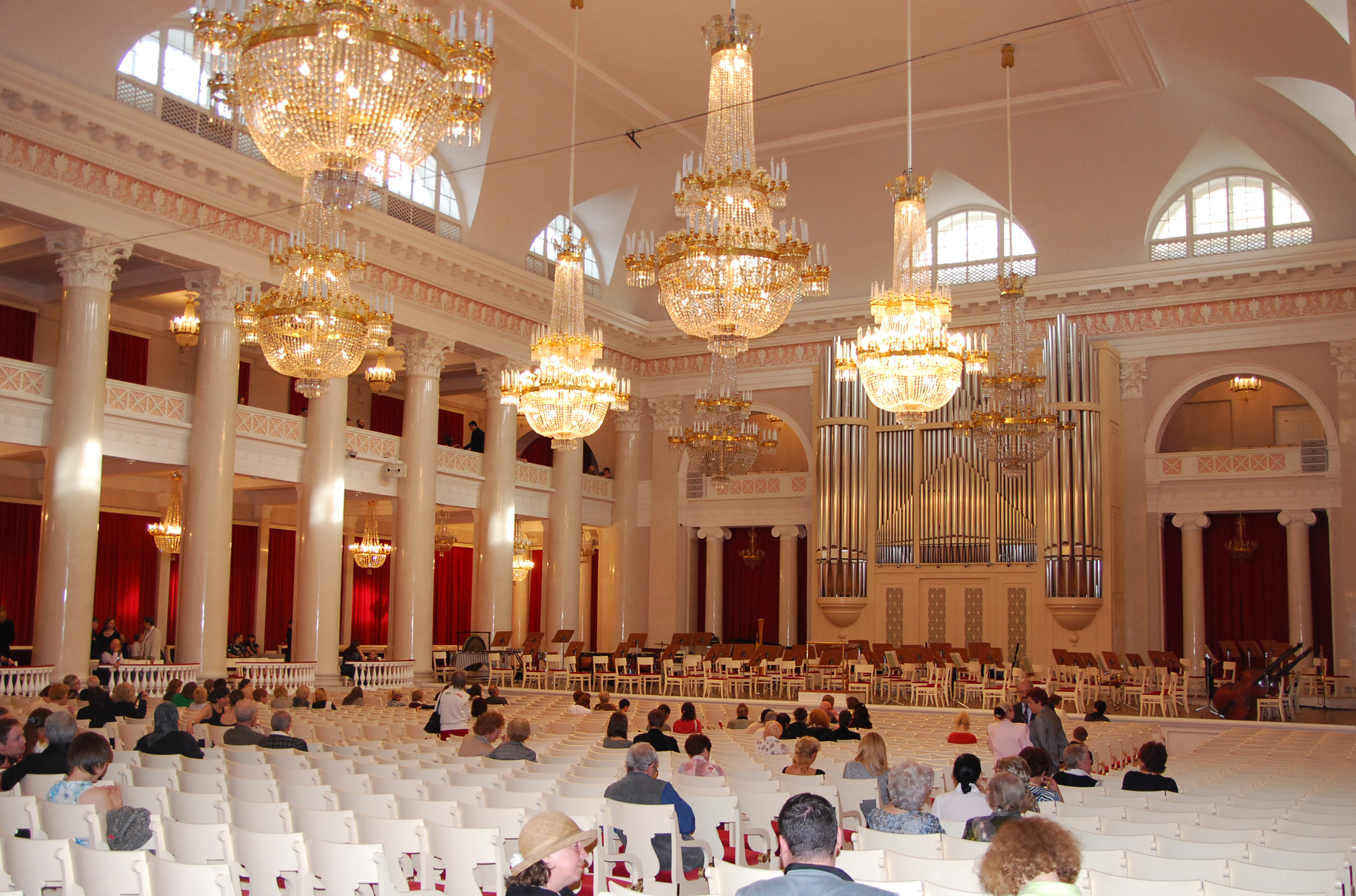 Šostakovitši Peterburi Akadeemiline Filharmoonia - Mikhaylovskaya Ulitsa | Secret World Trip Planner