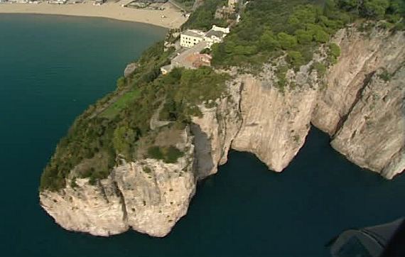 Tearmann Montagna Spaccata - Gaeta | Secret World Trip Planner
