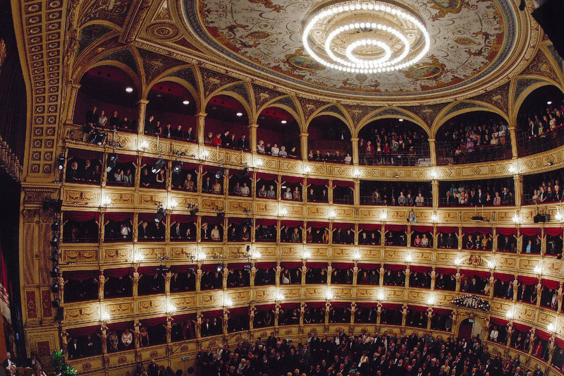 Operna hiša Giuseppe Verdi - Trieste | Secret World Trip Planner