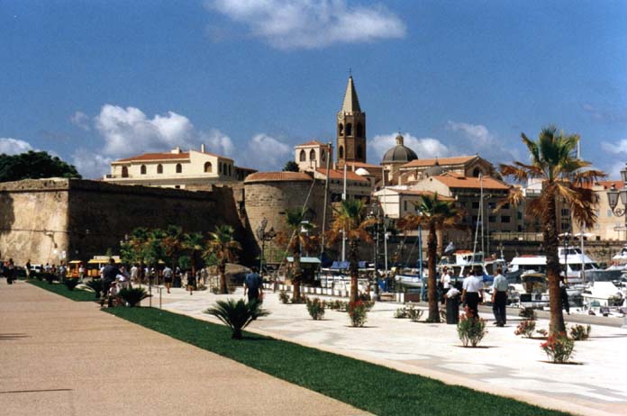 Algēro un Katalonija - Alghero | Secret World Trip Planner