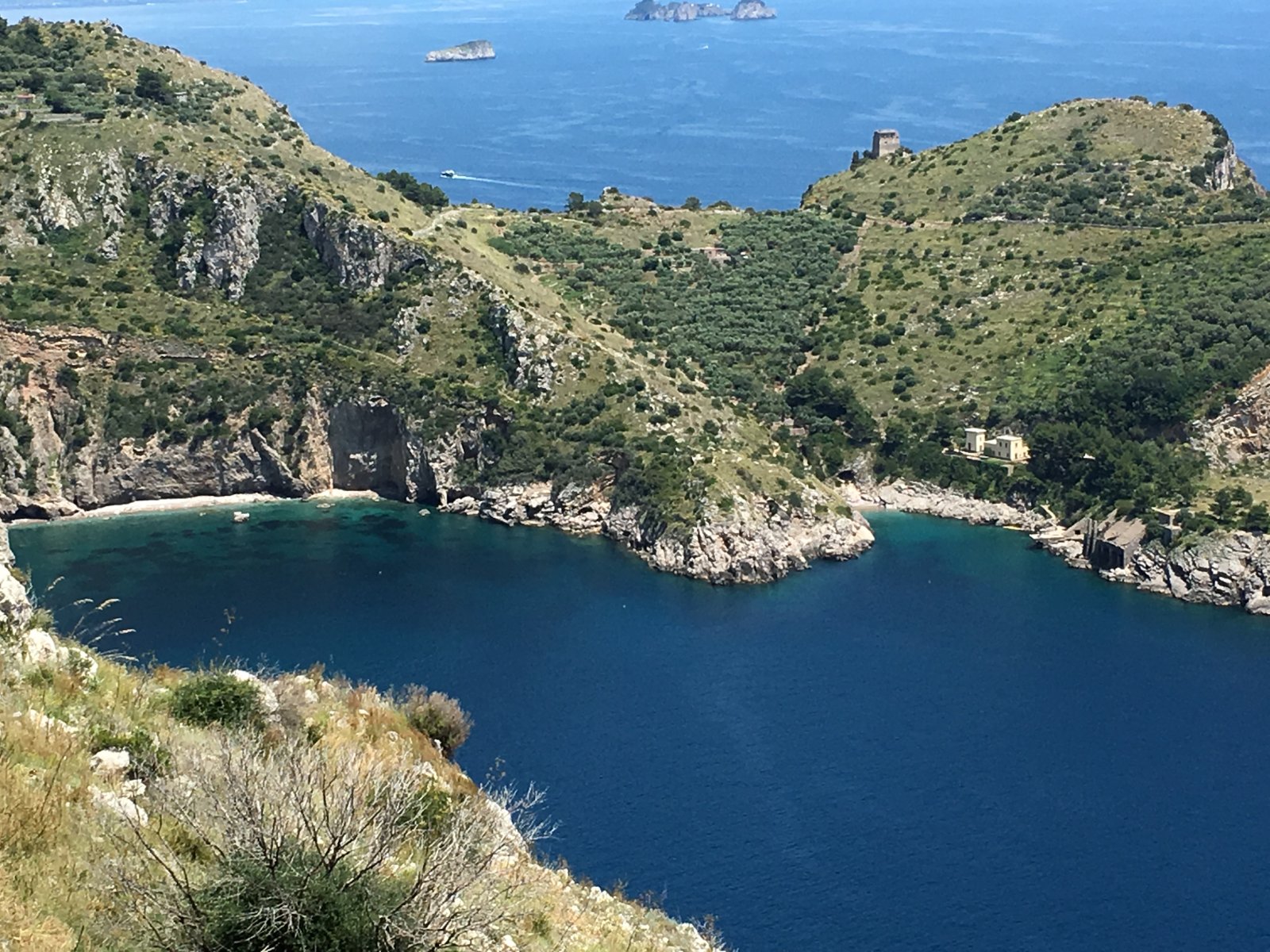 Bay Of Ieranto  - Area naturale marina protetta Punta Campanella | Secret World Trip Planner
