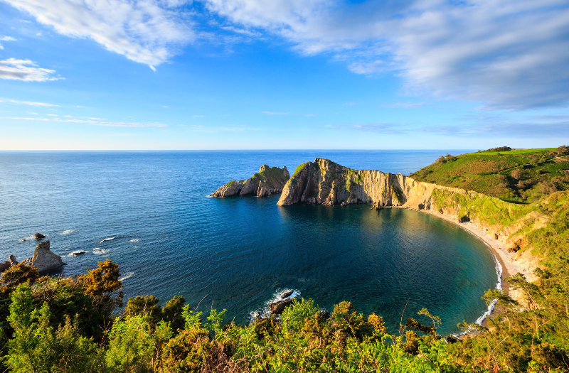 پییلی ایسآئیل - Cudillero | Secret World Trip Planner