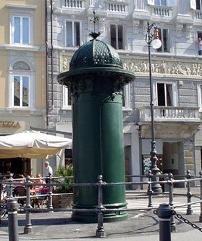 La première cabine électrique - Trieste | Secret World Trip Planner