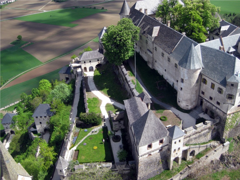 Hochosterwitz Slott - Launsdorf | Secret World Trip Planner