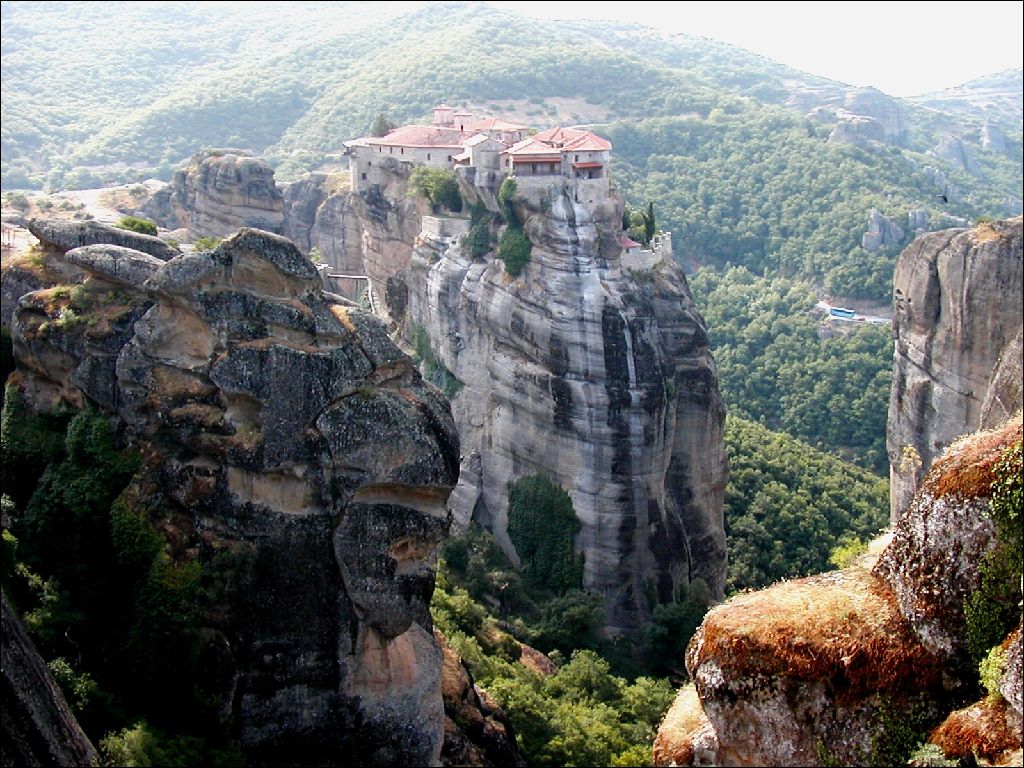 Sao băng - Kalambaka | Secret World Trip Planner