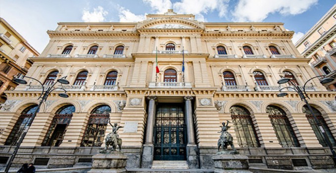 स्टॉक एक्सचेंज भवन - Napoli | Secret World Trip Planner