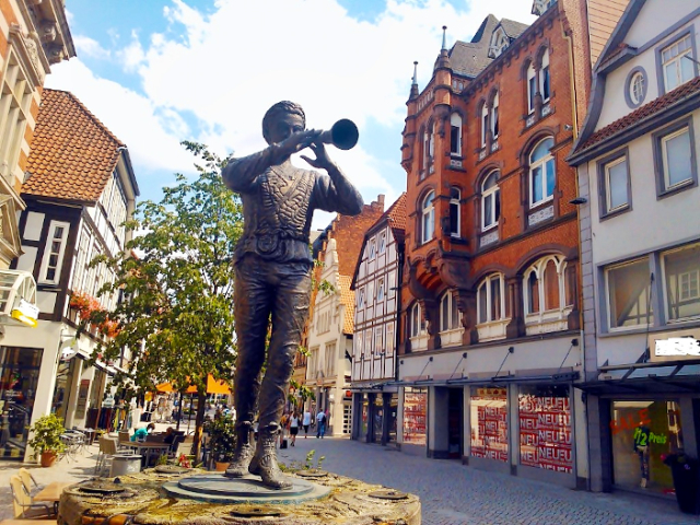 Hameln och Råttfångaren - Hameln | Secret World Trip Planner