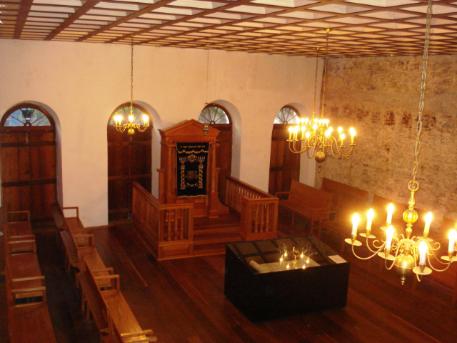 Sinagoga Kahal Zur Israel - PE | Secret World Trip Planner