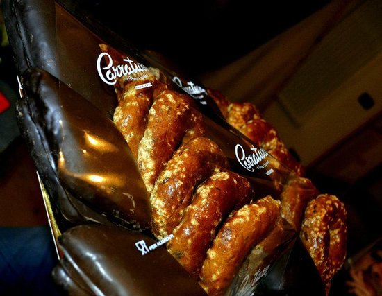 Gamla Pasticceria Carraturo - Napoli | Secret World Trip Planner