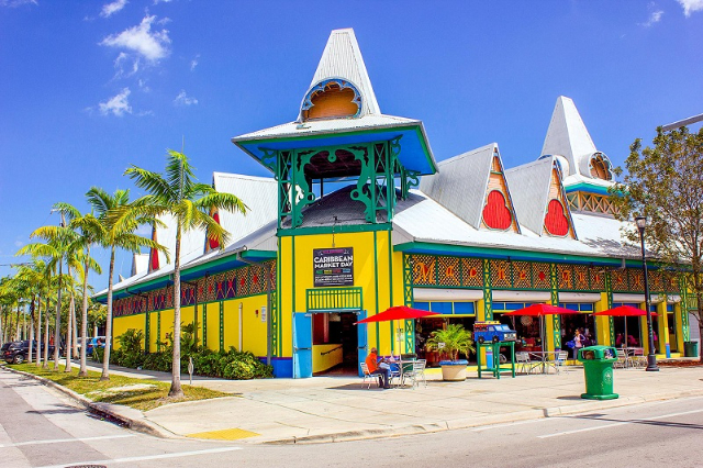 Pequeno Complexo Cultural do Haiti - Miami | Secret World Trip Planner