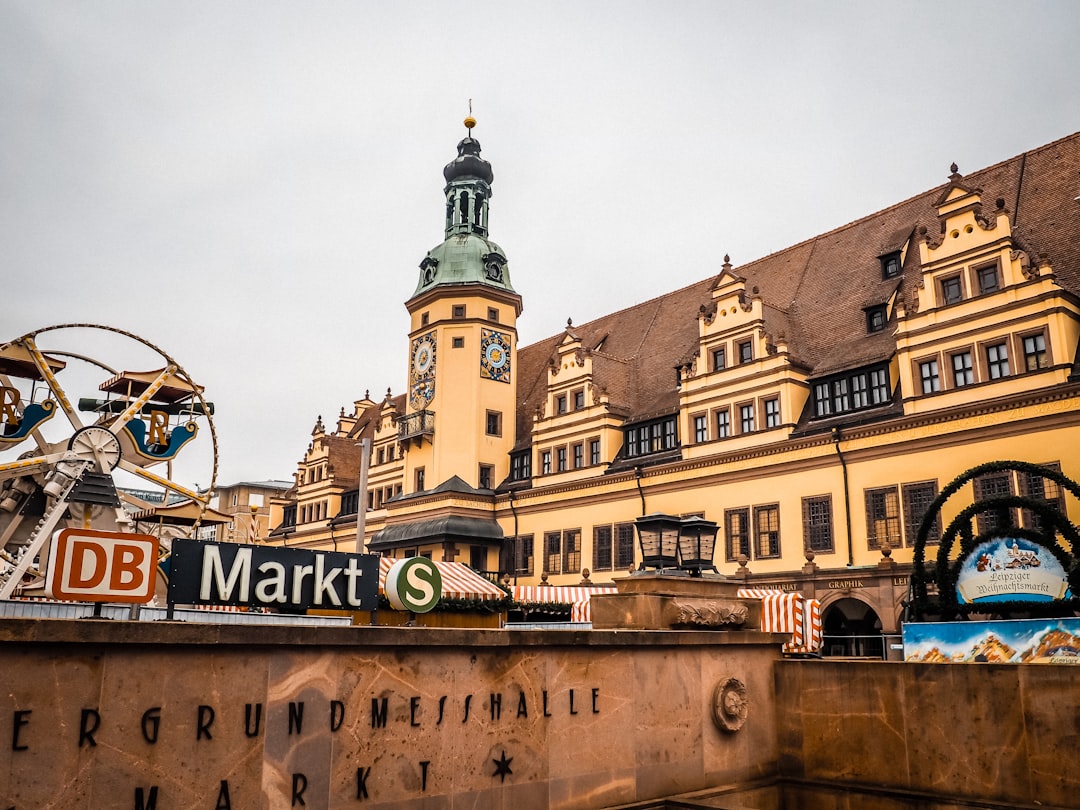 Kuckucksuhren aus Leipzig: Geschichte einer tickenden Obsession - Leipzig | Secret World Trip Planner