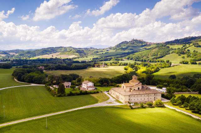 San Giovanni Battistaren komentua Barco Ducale-n - Località Porta Parco | Secret World Trip Planner