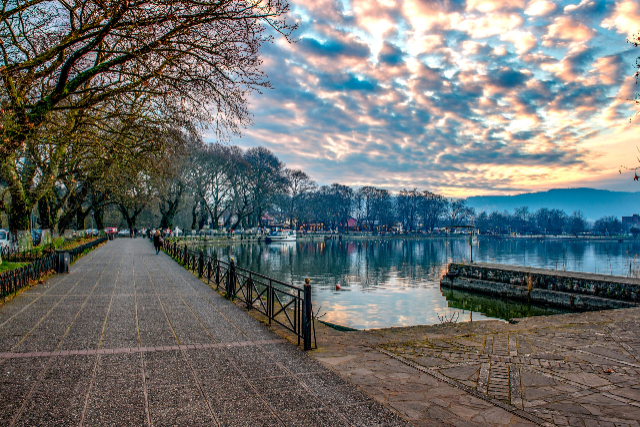 Pamvotidos ežeras: kerintys Janinos vandenys - Lake Pamvotida | Secret World Trip Planner