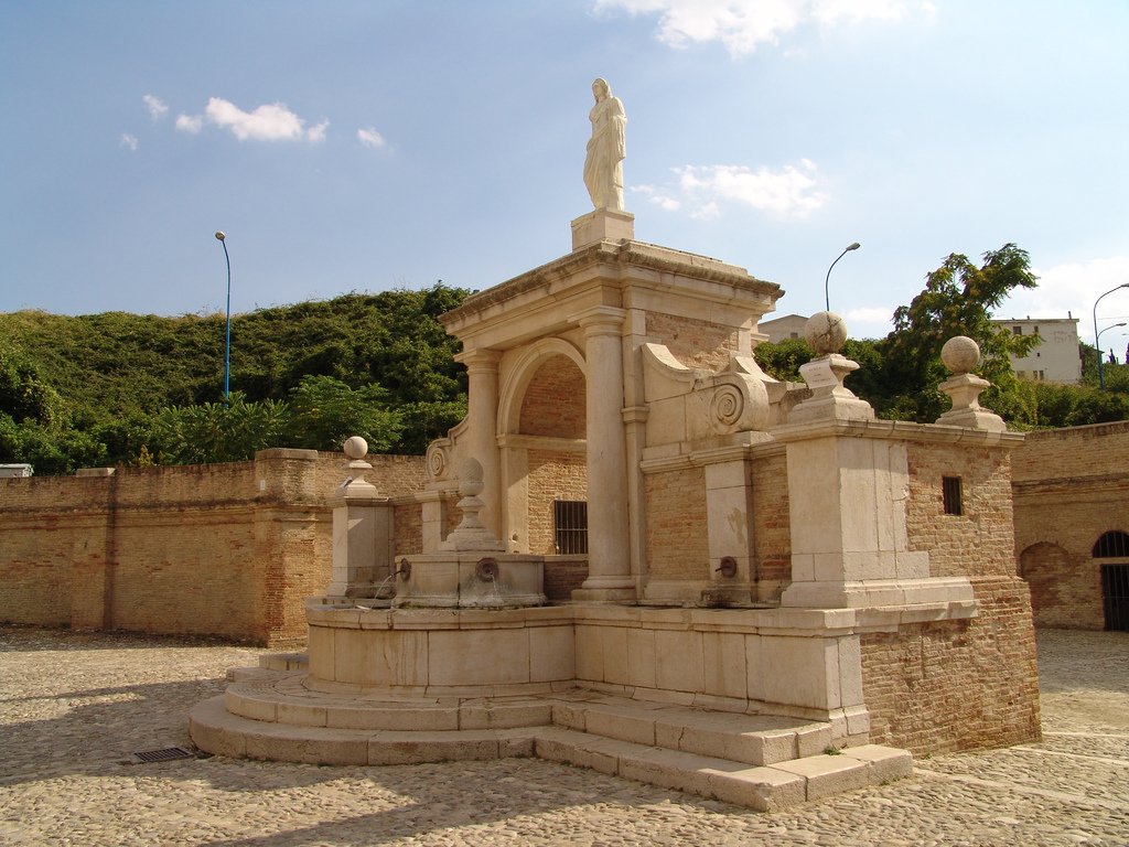 น้ำพุ Cavallina ใน Genzano di Lucania - Genzano di Lucania | Secret World Trip Planner