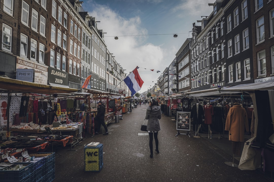 Albert Cuyp Markt, ein großer Straßenmarkt - Amsterdam | Secret World Trip Planner