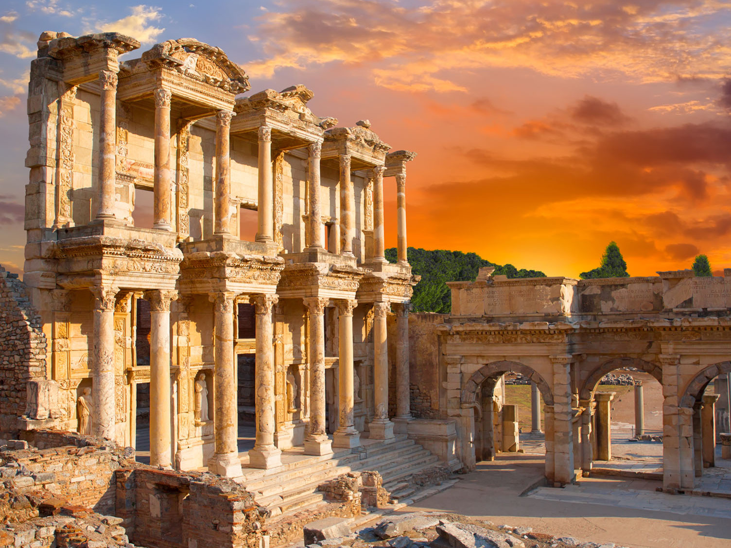 Turkey | Library of Celsus — Acarlar Mahallesi